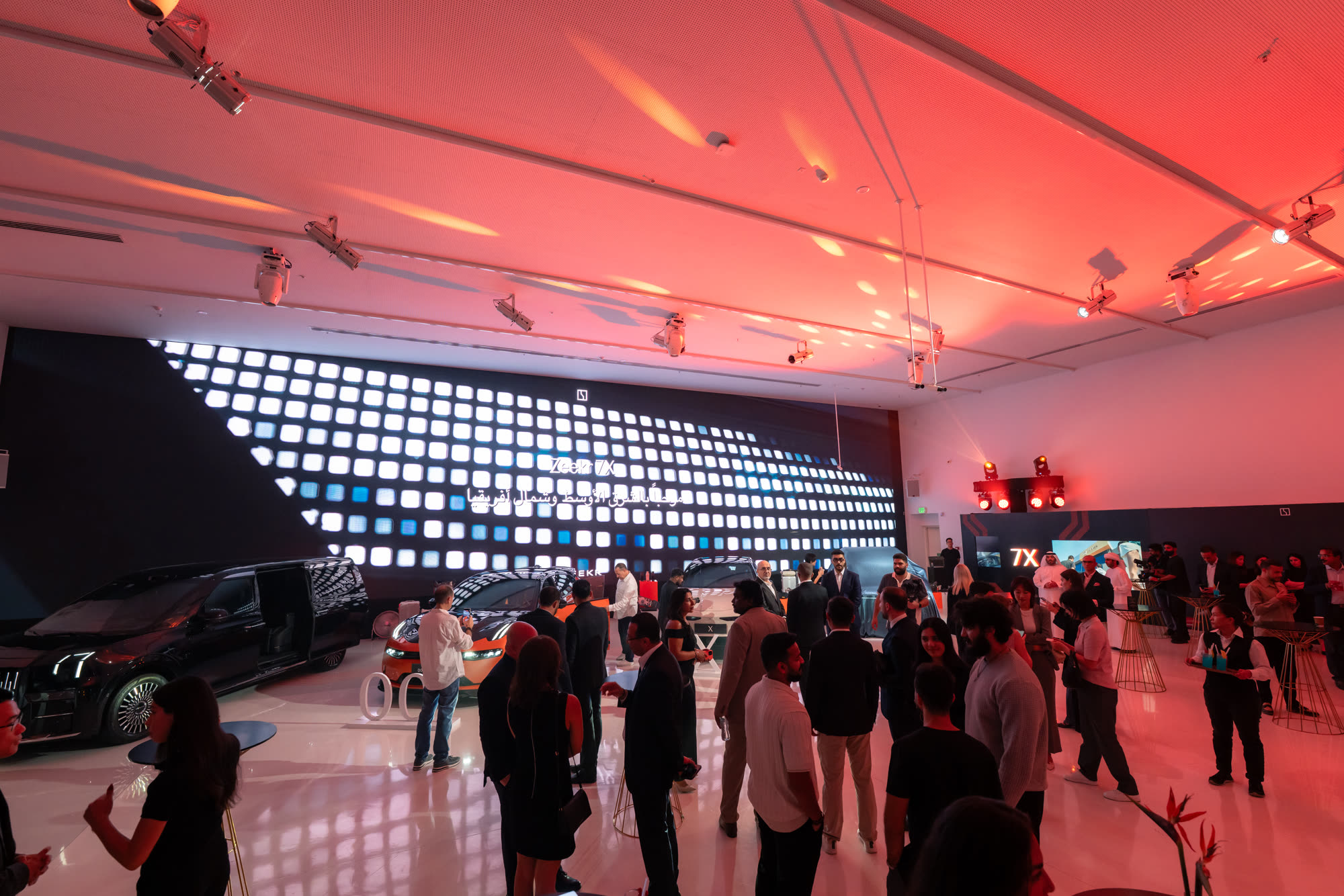 Stage lighting during the ZEEKR 7X reveal