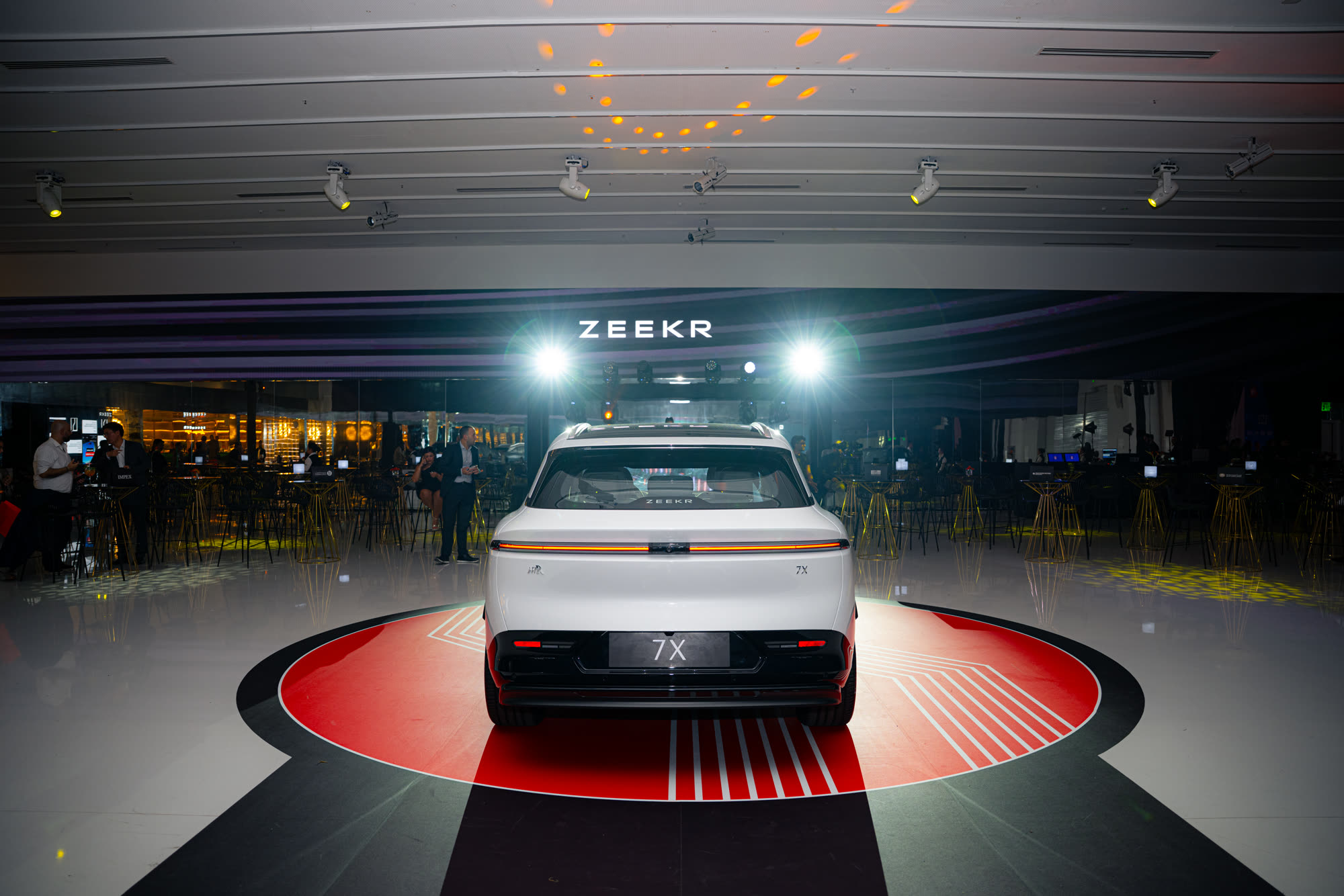 Closing moment of the ZEEKR 7X launch